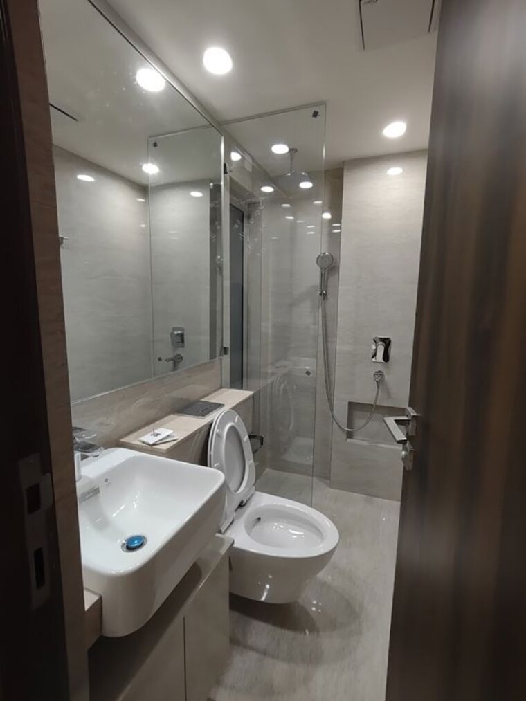 Bathroom, sangeeta-shreeniketan-chs 4 Bedroom 2000 Sq.Ft. Apartment In Kandivali West Mumbai 10103981