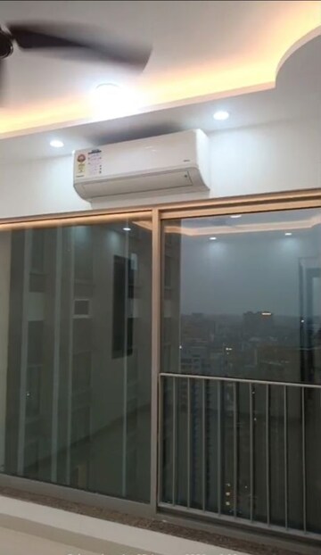 Room in 2 BHK Apartment at Sunteck City Avenue 4, Goregaon West – for Rent