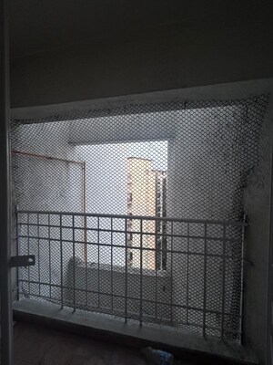 Room in 2 BHK Apartment at Arihant Aradhana, Kharghar – for Rent