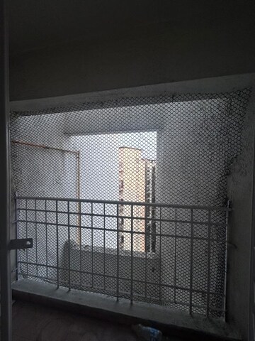 Room in 2 BHK Apartment at Arihant Aradhana, Kharghar – for Rent