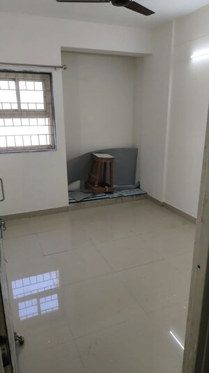 Room in 3 BHK Builder Floor at Mahavir Enclave 1 – for Rent