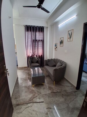 Living Room in 1 BHK Builder Floor at Sector 52 – for Rent