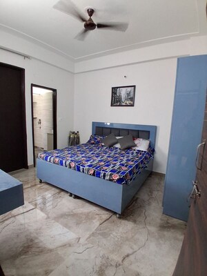 1 BHK Builder Floor For Rent in Sector 52