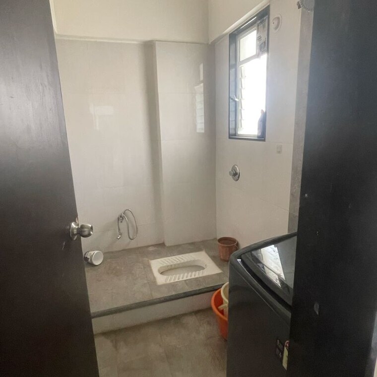 Bathroom, ambegaon budruk 3 Bedroom 980 Sq.Ft. Apartment In Ambegaon Budruk Pune 10104272