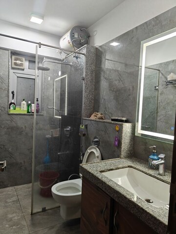 Attached Bathroom in 2.5 BHK Apartment at Amanora Gateway Towers, Hadapsar – for Sale