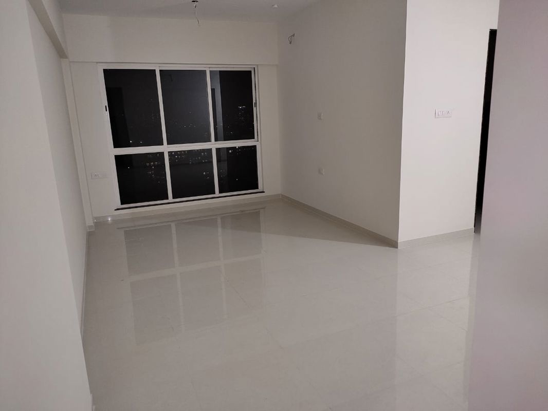 2 BHK Apartment For Rent in Sheth Midori