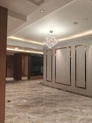 Room in 2.5 BHK Apartment at Panchsheel Greens, Sector 16 Greater Noida – for Sale