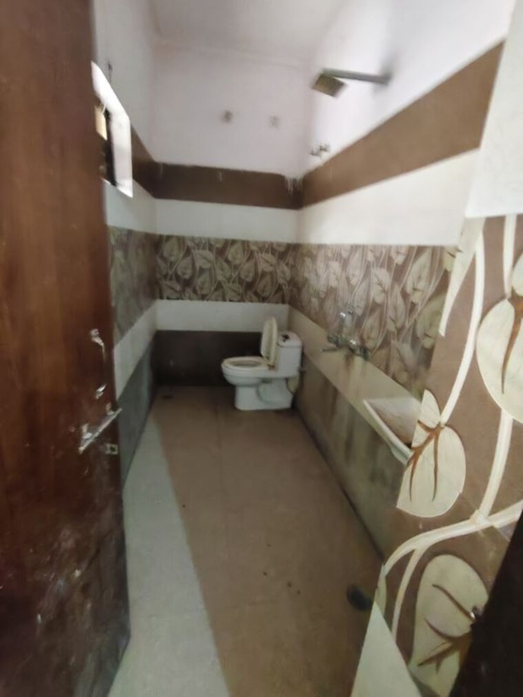 Kitchen, buddhi vihar 3 Bedroom 200 Sq.Mt. Independent House In Buddhi Vihar Moradabad 10104558