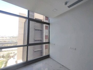 Room in  Office Space at Lodha Codename Must Have, Worli – for Rent