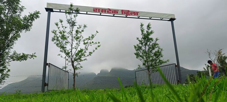 Garden, peth road  15 Sq.Yd. Plot In Peth Road Nashik 10104707