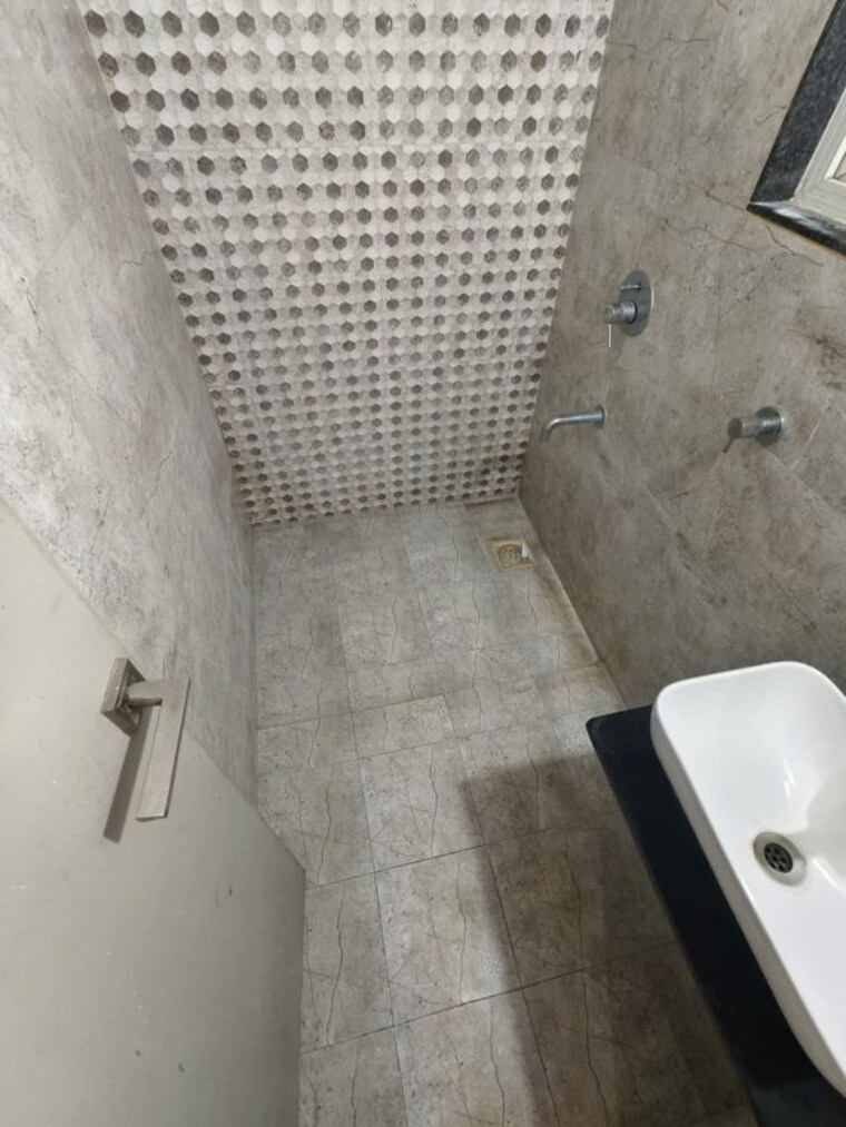 Bathroom, bramhacorp-water-bay 1 Bedroom 597 Sq.Ft. Apartment In Kalyani Nagar Pune 10104830