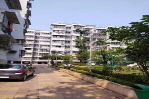 2 BHK Apartment – Exterior View View at Juhu - for Rent