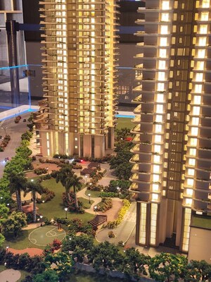 3 BHK Apartment For Sale in Ganga Anantam, Sector 85