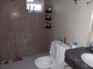 Bathroom in 3 BHK Independent House at Gomti Nagar – for Rent