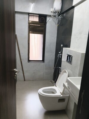 Bathroom in 3 BHK Apartment at Vile Parle West – for Rent