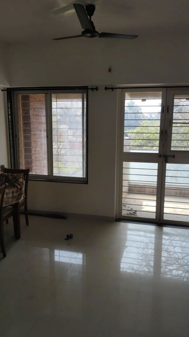 Room, kothrud 3 Bedroom 1500 Sq.Ft. Apartment In Kothrud Pune 10105080