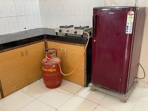 Furnished Amenities in 3 BHK Apartment at Ganga Hamlet, Viman Nagar – for Rent