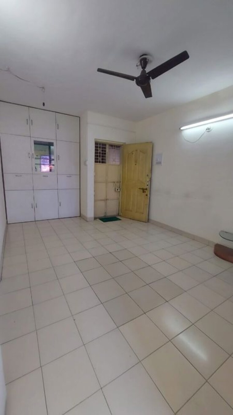 Bathroom, baner 2 Bedroom 1000 Sq.Ft. Apartment In Baner Pune 10105087