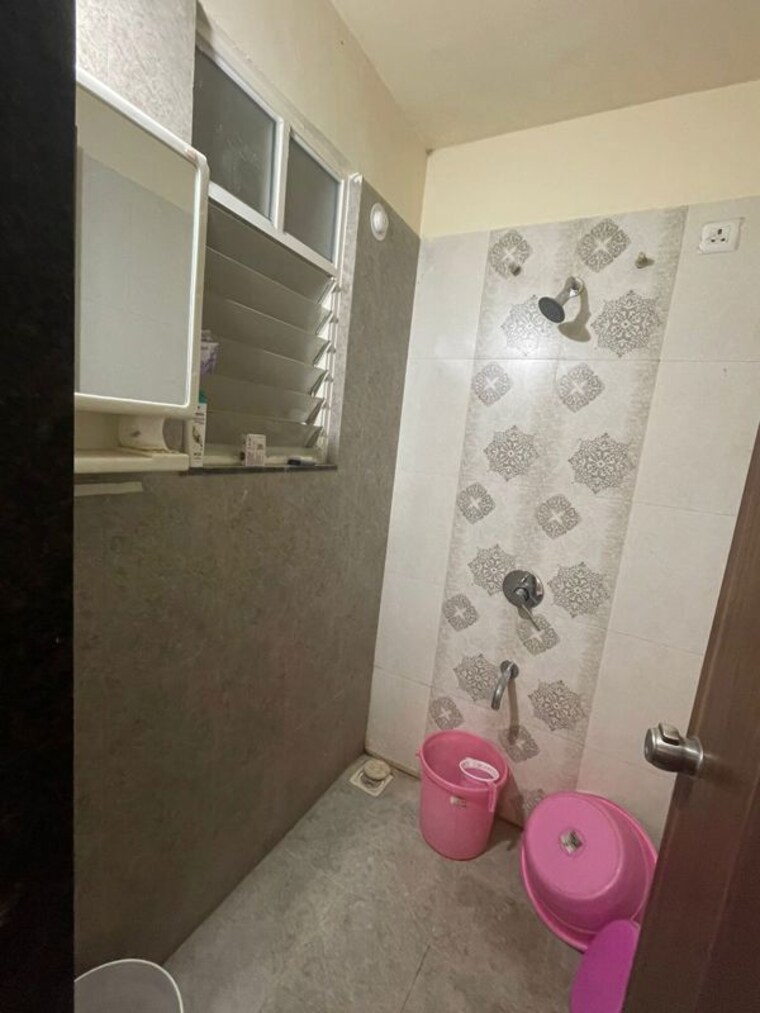 Bathroom, majestique-manhattan-phase-2 1 Bedroom 575 Sq.Ft. Apartment In Wagholi Pune 10104909