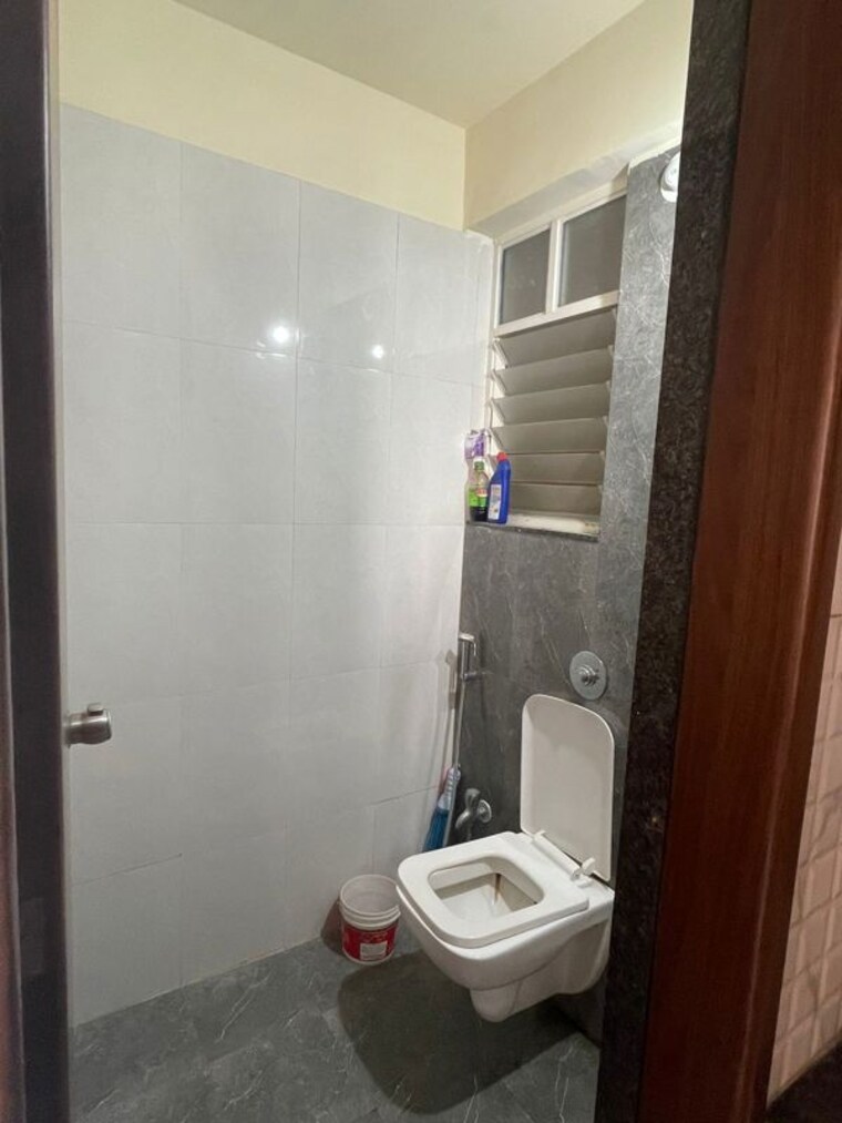 Bathroom, majestique-manhattan-phase-2 1 Bedroom 575 Sq.Ft. Apartment In Wagholi Pune 10104909