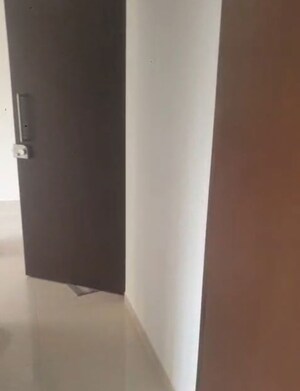 Furnished Amenities in 1 BHK Apartment at Velentine Tower, Goregaon East – for Rent