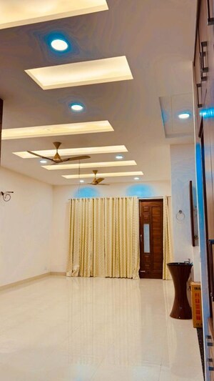 Furnished Amenities in 2 BHK Builder Floor at Aerocity – for Rent