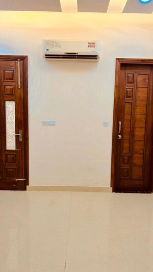 Furnished Amenities in 2 BHK Builder Floor at Aerocity – for Rent