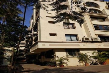 2 BHK Apartment – Exterior View View at Andheri West - for Sale