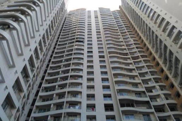 2 BHK + Servant Room,Study Room Apartment For Sale in Andheri West