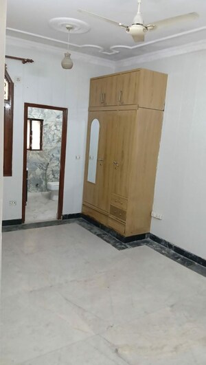 1 BHK Builder Floor For Rent in Tilak Nagar