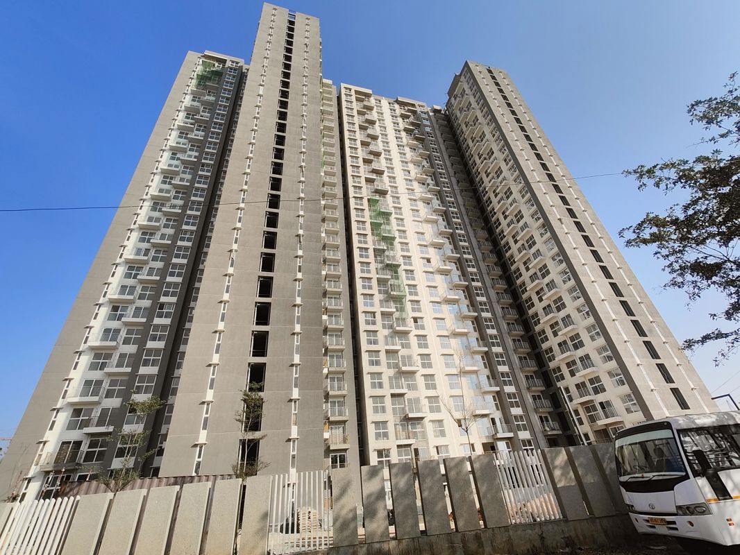 3 BHK + Pooja Room 1630 Sq.Ft. Apartment in Godrej Ananda