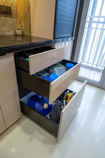 Room in 2 BHK Apartment at Piramal Revanta, Mulund West – for Sale