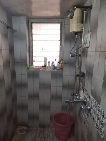 Bathroom in 1 BHK Apartment at Bandra West – for Rent