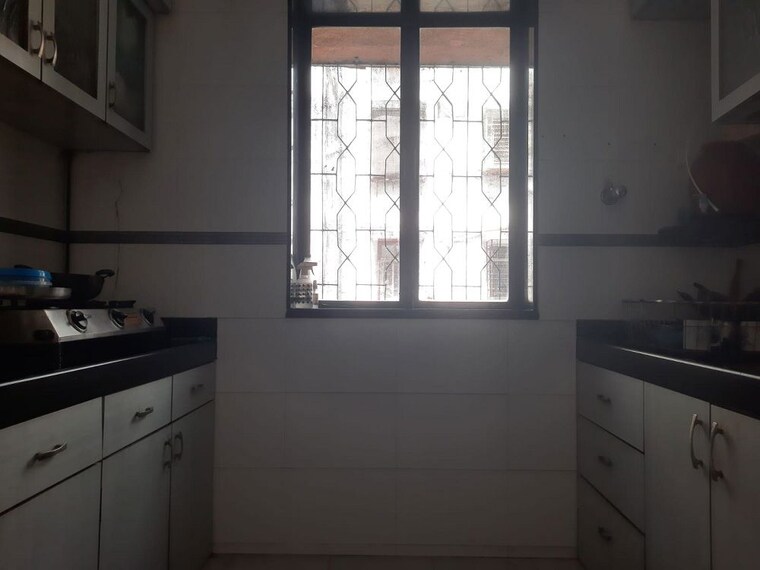 Kitchen, bandra west 1 Bedroom 500 Sq.Ft. Apartment In Bandra West Mumbai 10105781