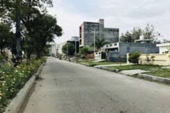Plot For Sale in Jaypee Kensington Park Plot Ph II