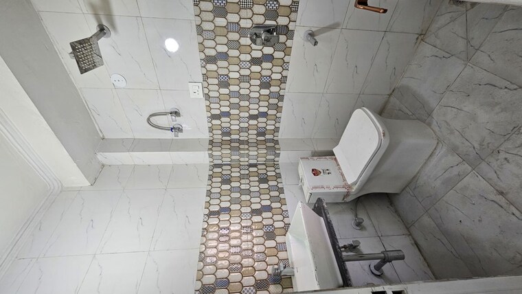 Bathroom, saket 2 Bedroom 800 Sq.Ft. Builder Floor In Saket Delhi 10106021