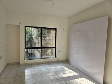 Room in 3 BHK Apartment at La Chapelle, Baner – for Rent