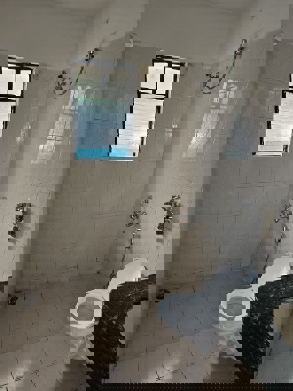 3 BHK 1250 Sq.Ft. Apartment in La Chapelle