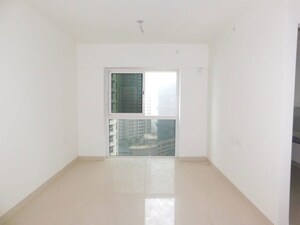 1.5 BHK Apartment For Sale in SD Siennaa Wing C, Kandivali East