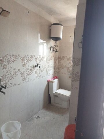 Bathroom in 2 BHK Builder Floor at Ozone Apartment, Sector 104 – for Rent