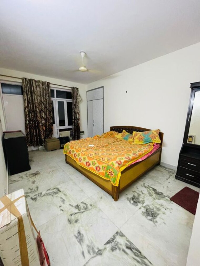 Bedroom, ardee-city-the-residency 4 Bedroom 1660 Sq.Ft. Apartment In Sector 52 Gurgaon 10106141