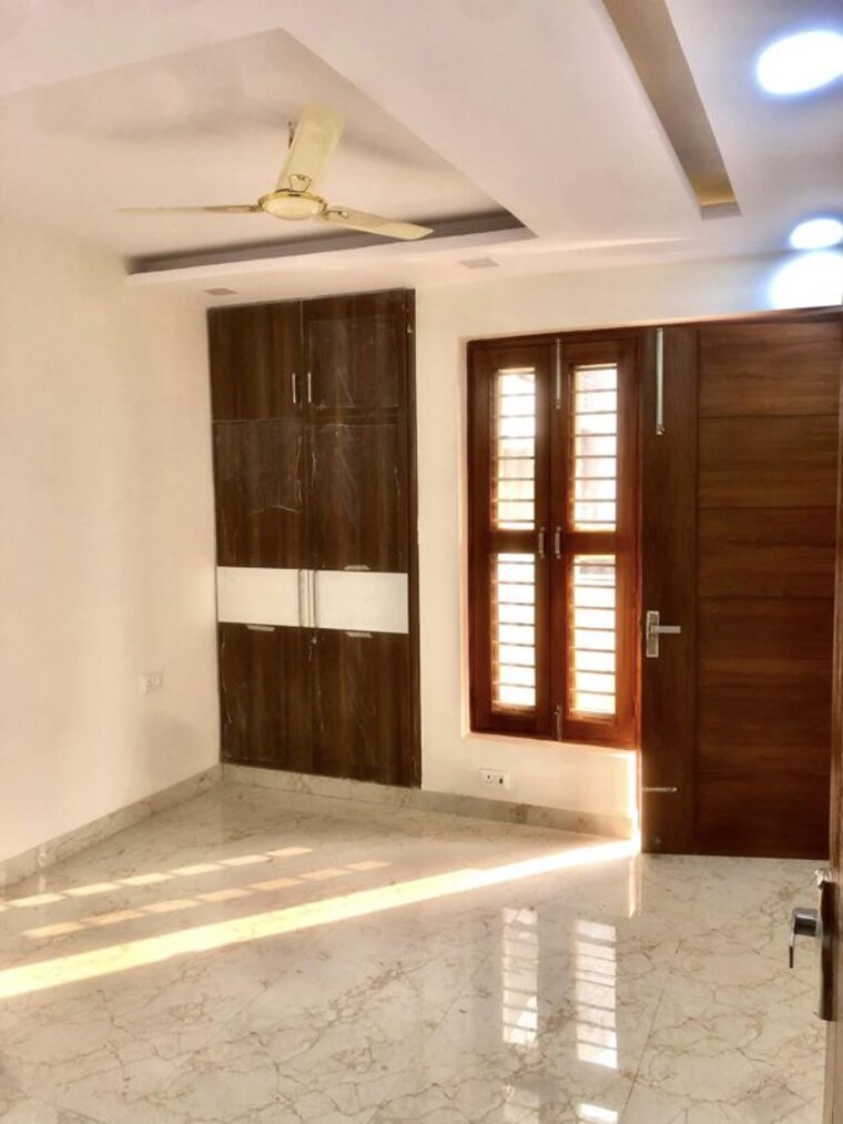 Room, godrej-retreat 3 Bedroom 180 Sq.Yd. Builder Floor In Sector 83 Faridabad 10106146