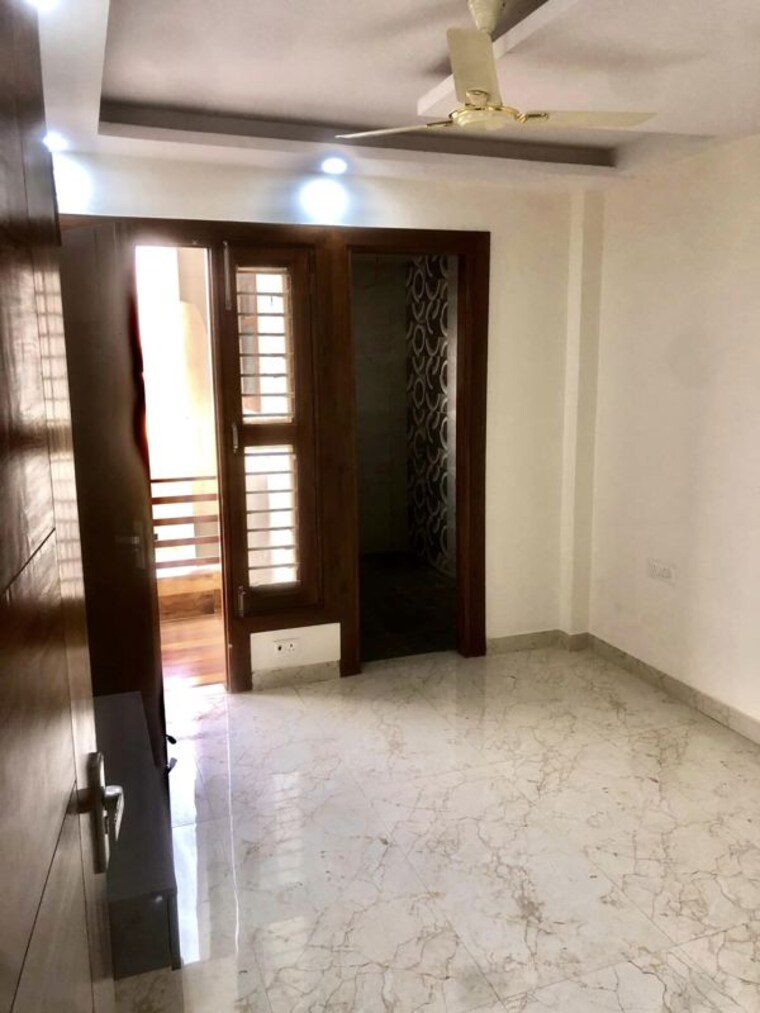 Room, godrej-retreat 3 Bedroom 180 Sq.Yd. Builder Floor In Sector 83 Faridabad 10106146
