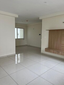 3.5 BHK Apartment For Rent in Prestige Lakeside Habitat