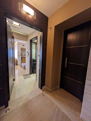 Room in 3 BHK Apartment at Ashford Casa Grande, Lower Parel – for Rent