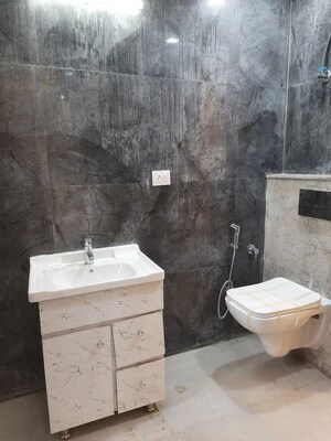 Bathroom in 3 BHK Builder Floor at Godrej Retreat, Sector 83 – for Sale