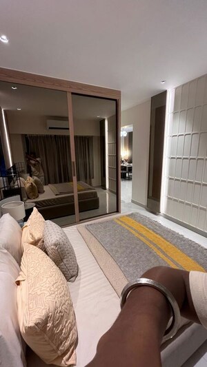 Bedroom in 2 BHK Apartment at Siddha Sky, Sion – for Sale