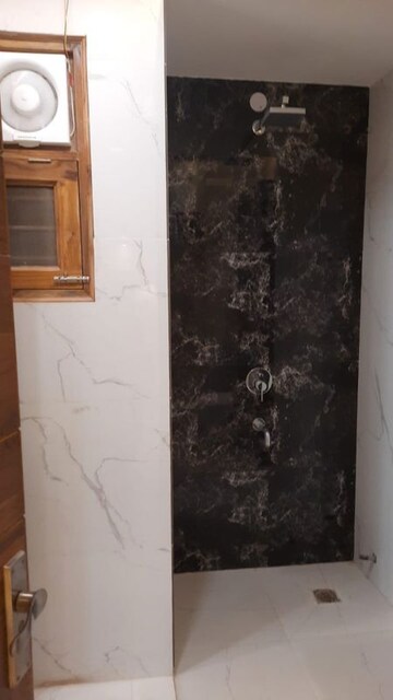 Balcony in 3 BHK Builder Floor at BPTP District Faridabad, Sector 81 – for Sale