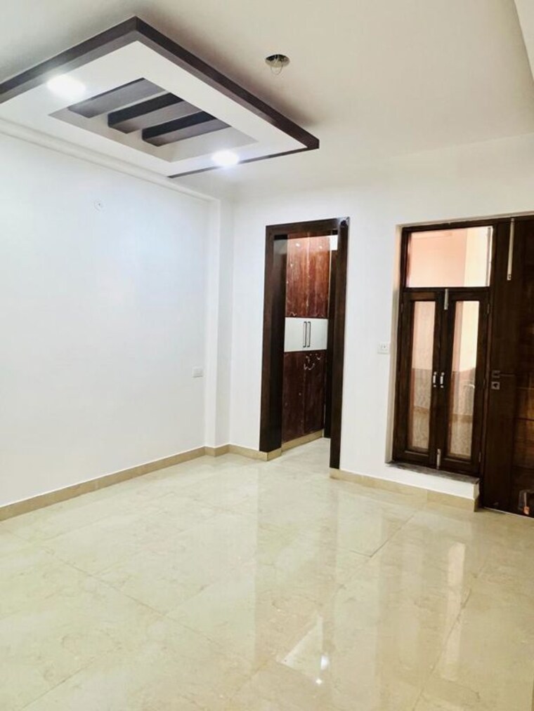 Room, bptp-district-faridabad 3 Bedroom 172 Sq.Yd. Builder Floor In Sector 81 Faridabad 10106536