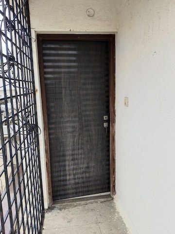 Studio Apartment – Entrance View at Wilson Garden - for Rent